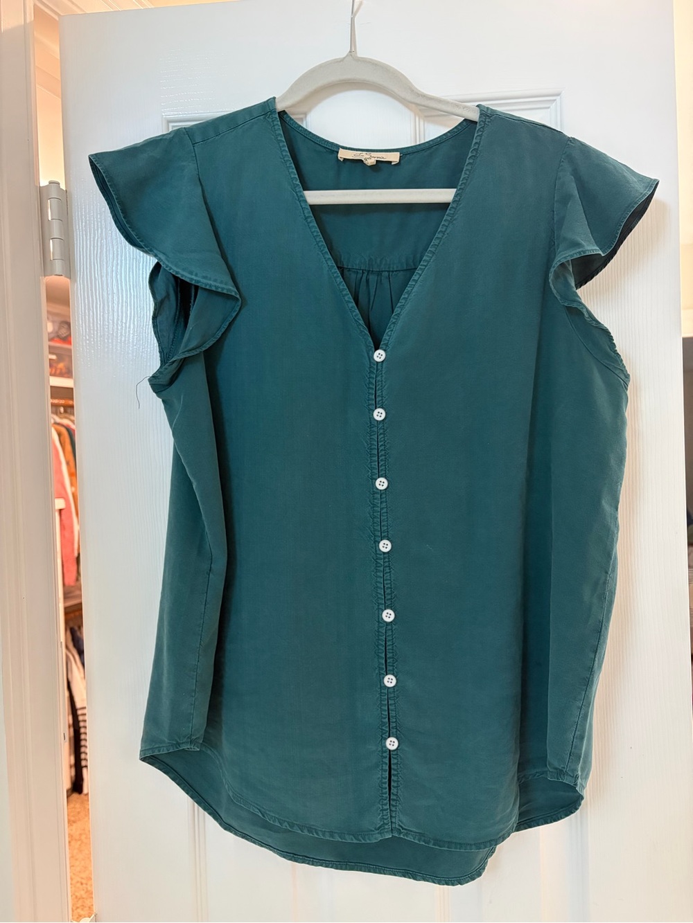 Sleeveless Teal Button-Front Flutter Blouse